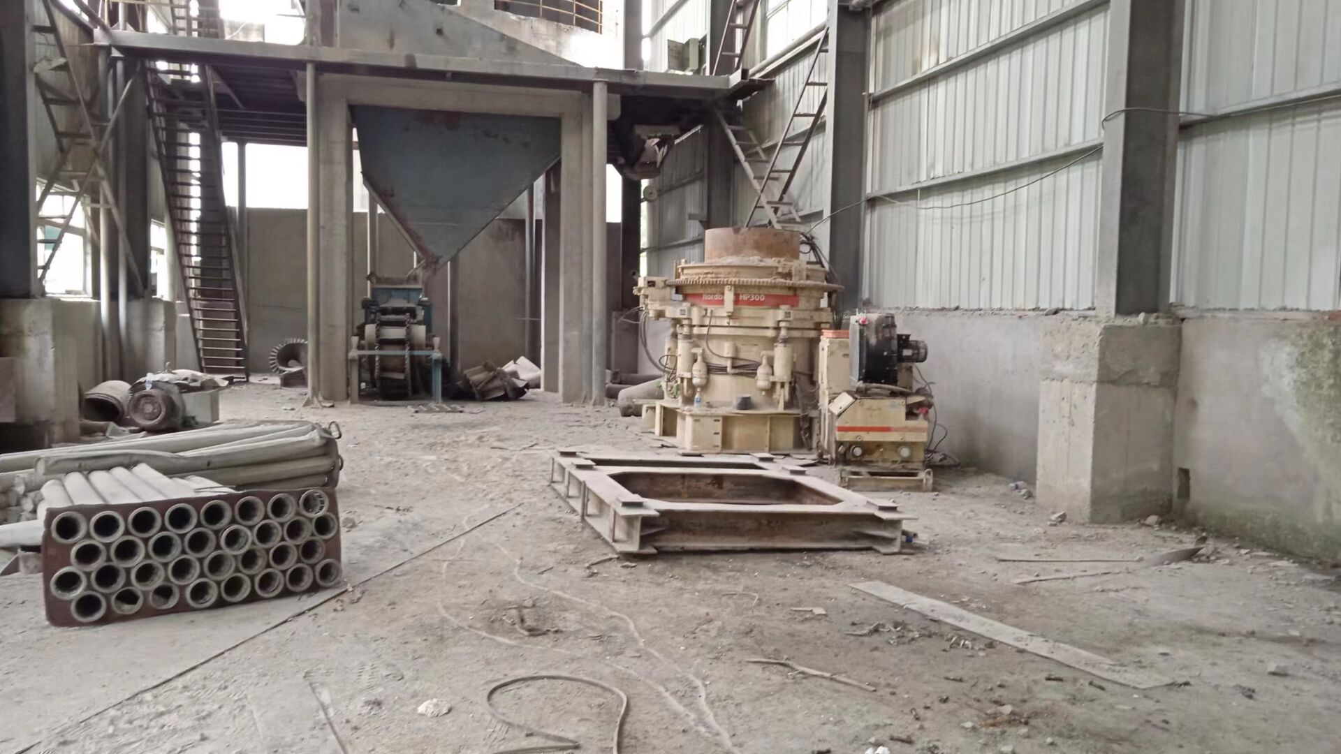 Metso Hp300 Год: 2008