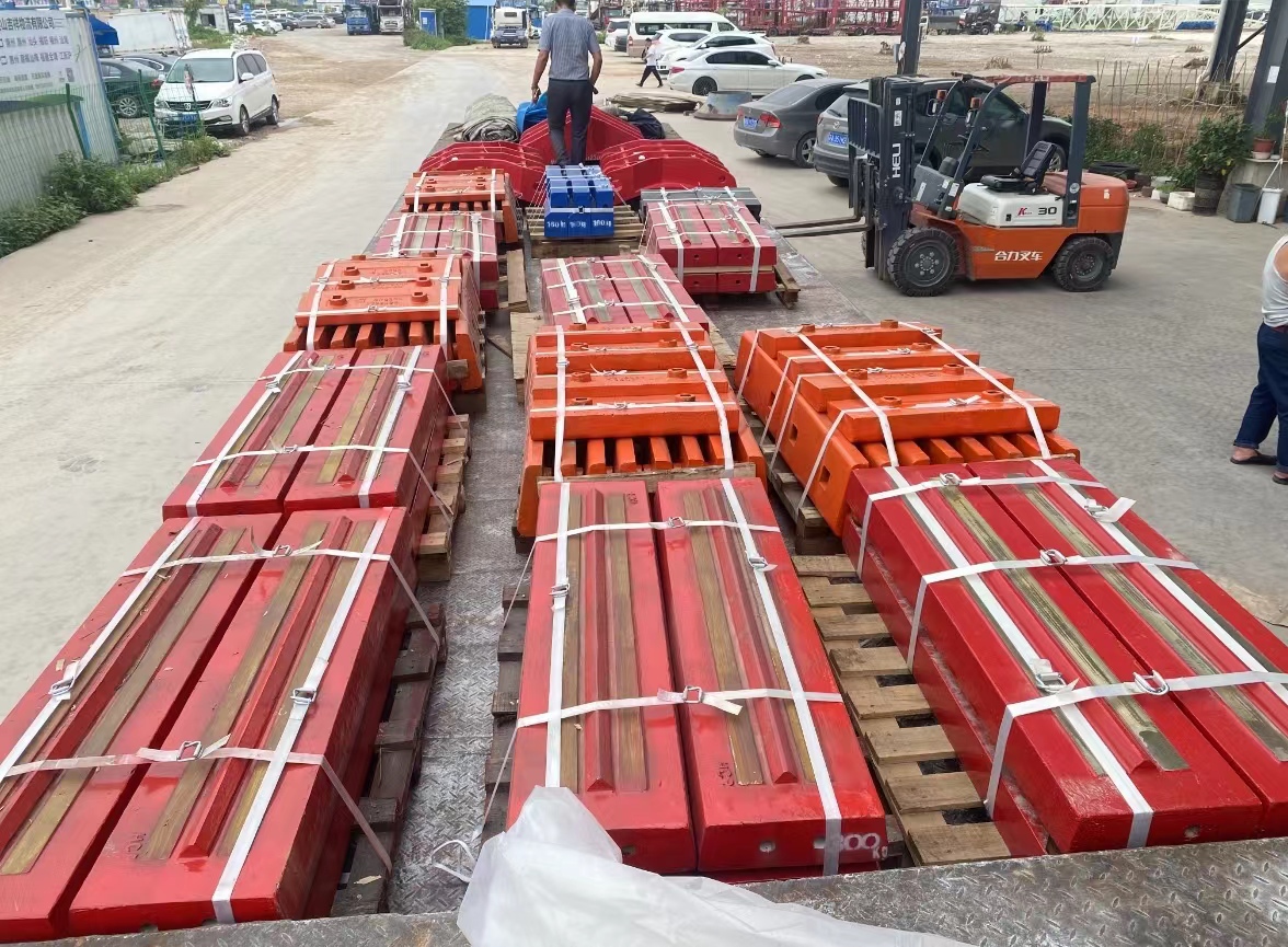 удар бар. Материалы: хром + мартенсит