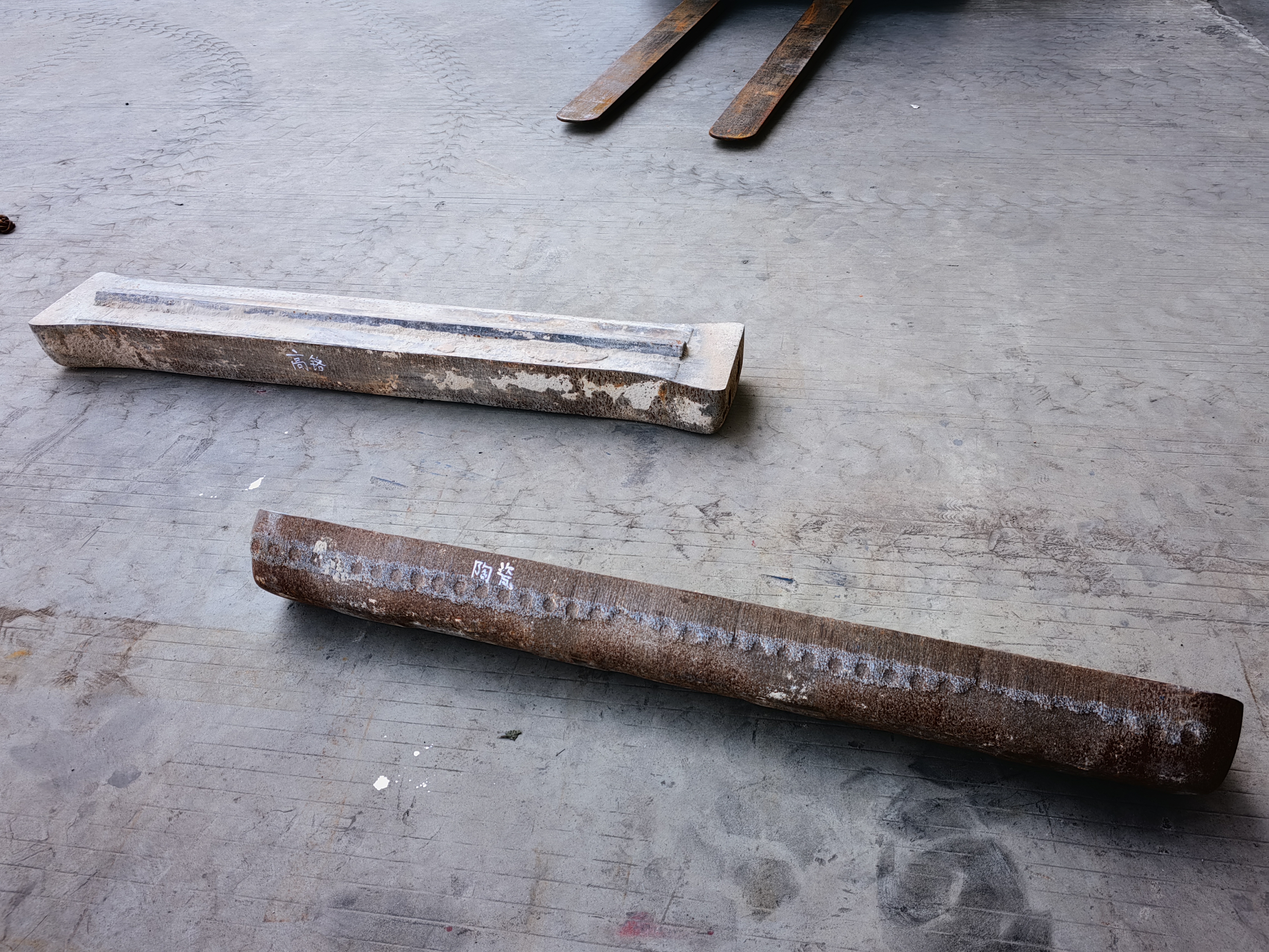 удар бар. Материалы: хром + мартенсит