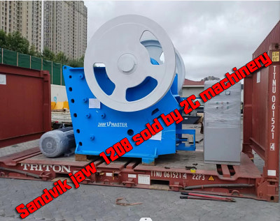 Щековая дробилка Sandvik 1208 продана. Мы меняем новую челюстную пластину и машинно окрашенную, а контрольную пластину новую.