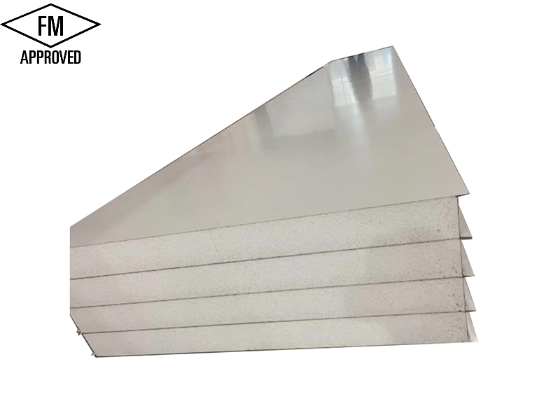 Теплоизоляционная сэндвич-панель