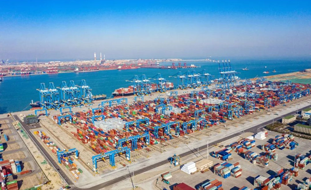 Прикосновение к силе Хилл-Харбора, вдохновленное изучением истории вечеринок и образованием