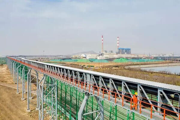 industrial-conveyor.jpg industrial-conveyor.jpg