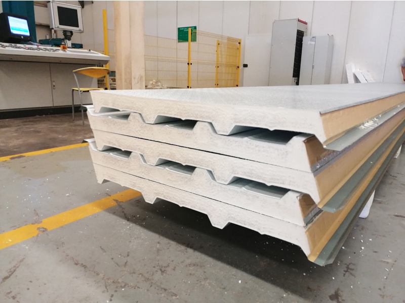 Сэндвич-панель для кровли