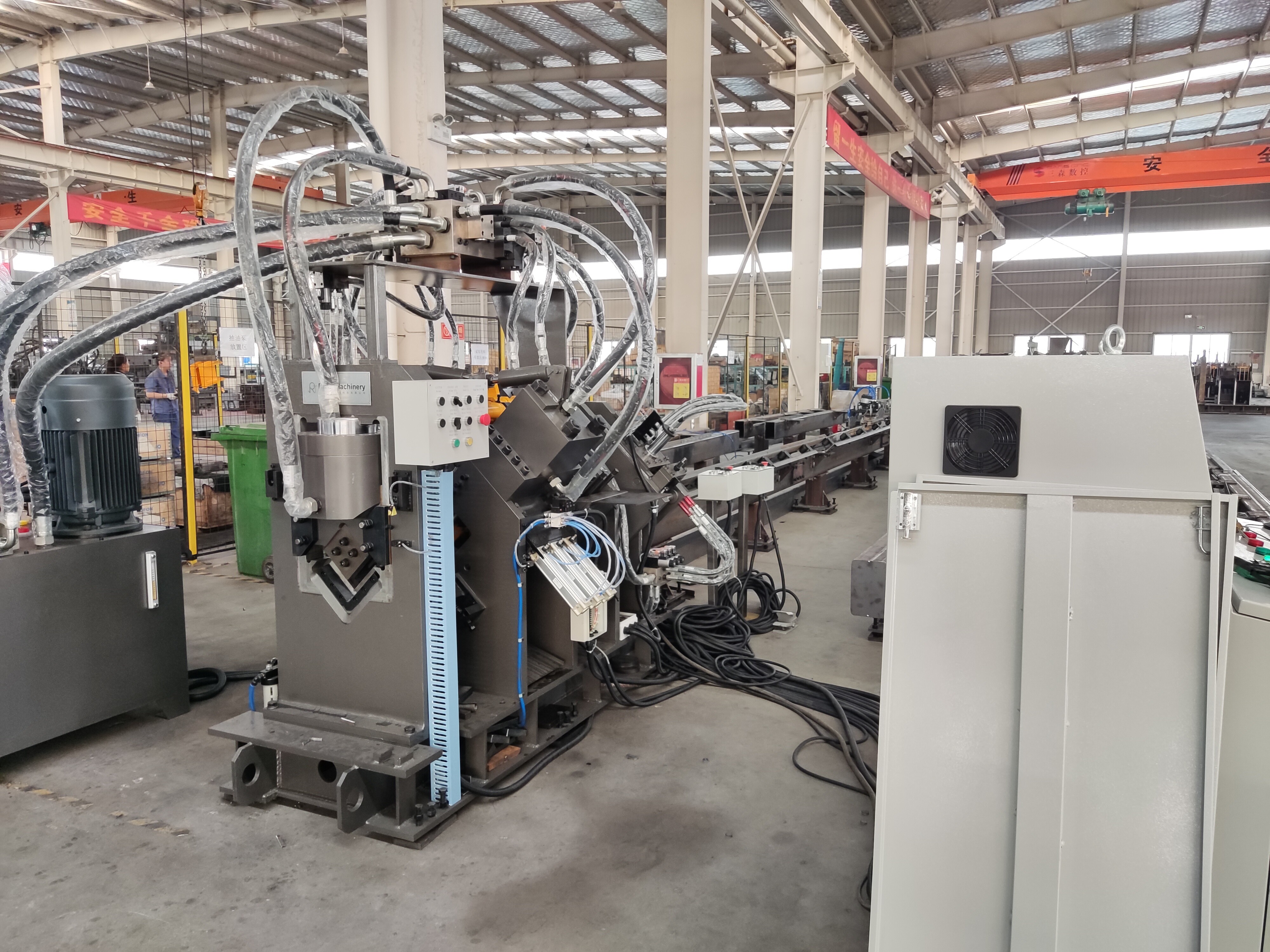 How to Choose the Right CNC Angle Punching Line Manufacturer