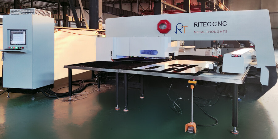 CNC servo turret  punch press.jpg CNC servo turret  punch press.jpg