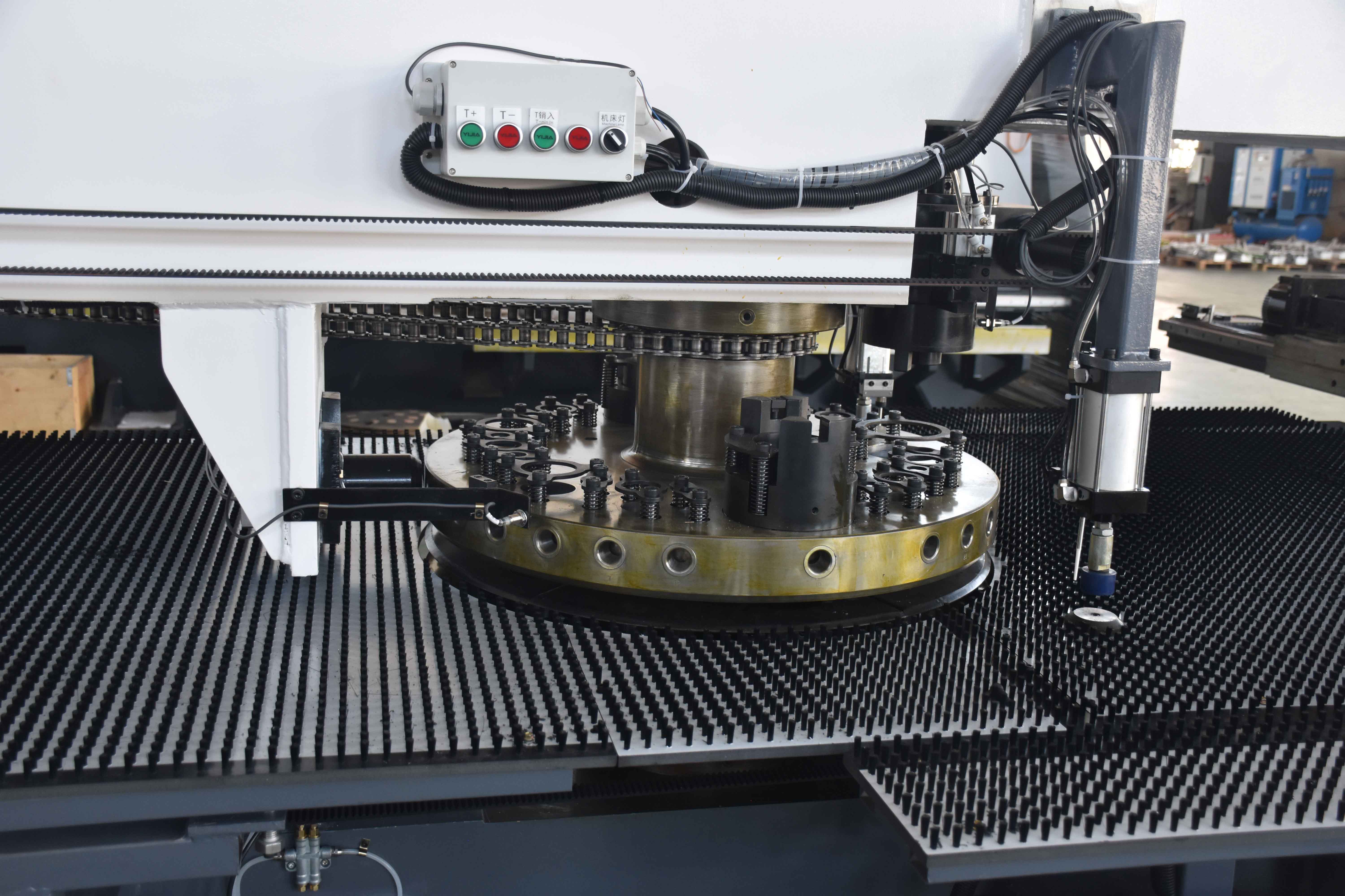 Can TR35 be Used for Punching Stainless Steel in Turret Punch Press Dies?