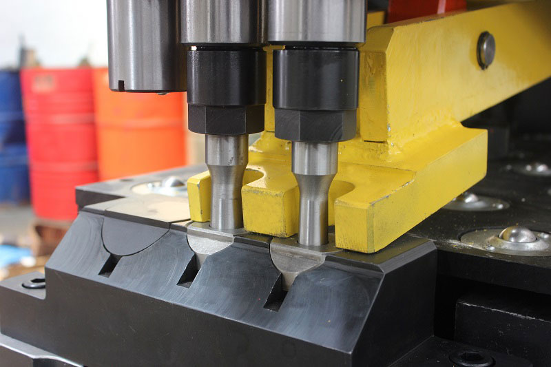 Hydraulic Plate Punching Machines Hydraulic Plate Punching Machines