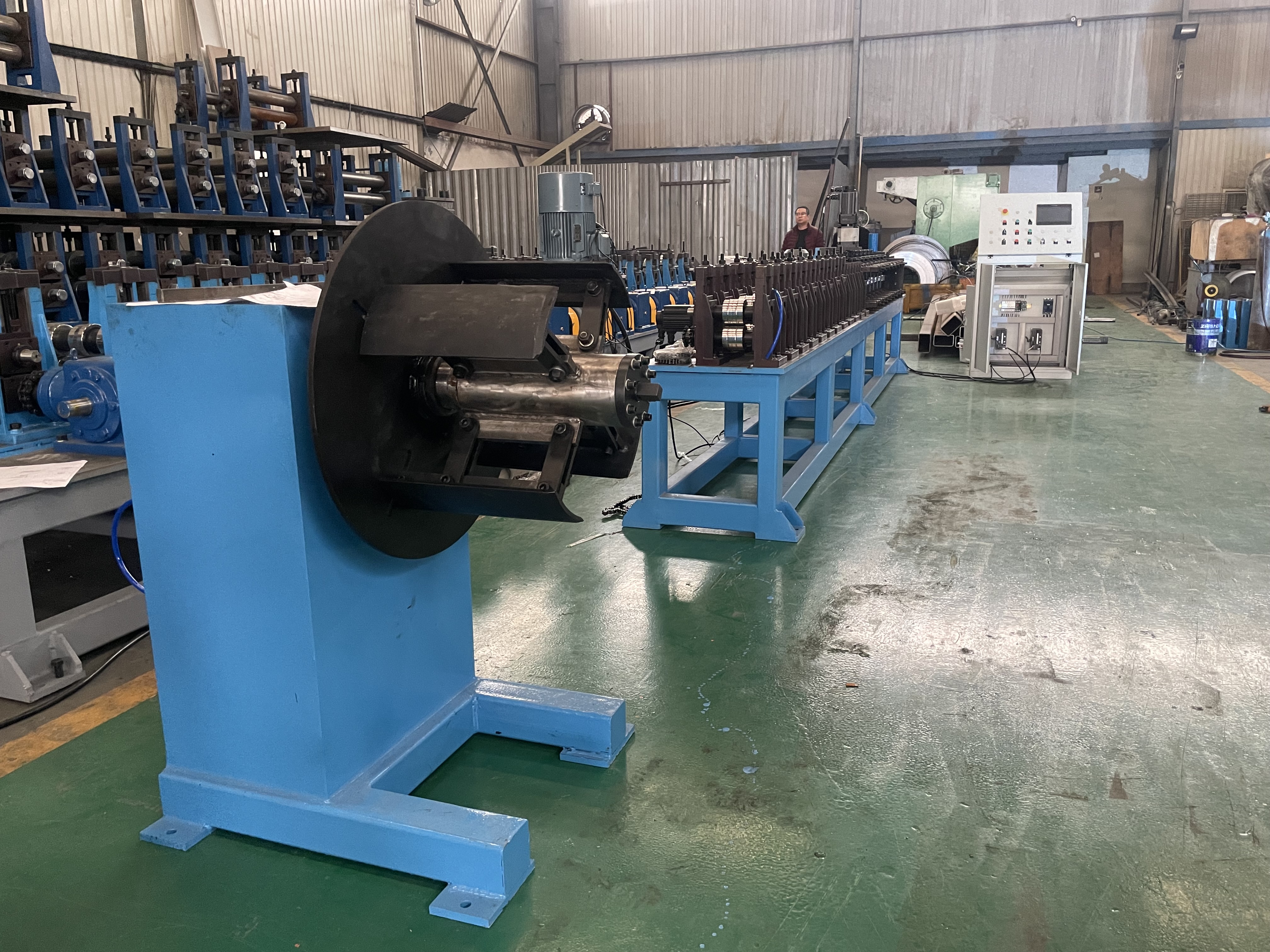 Custom Fan Blade Roll Forming Machine