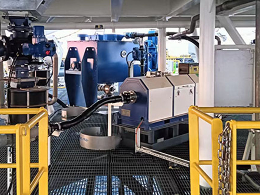 Платформа для разведения рыбы № 7 Цинхай