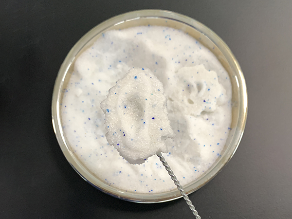 Наполнитель для кошачьего туалета из силикагеля (не комкующийся)/(комкующийся)