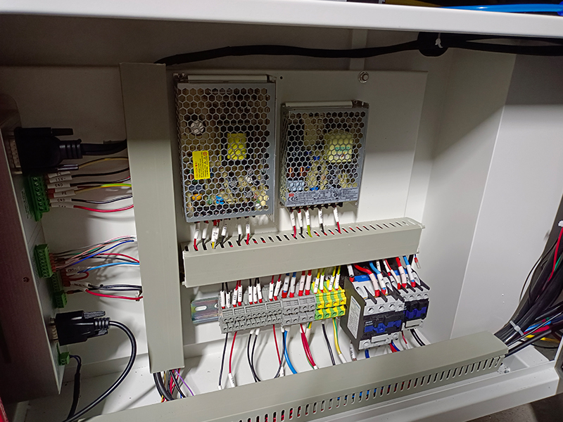 Máquina de soldadura láser automática