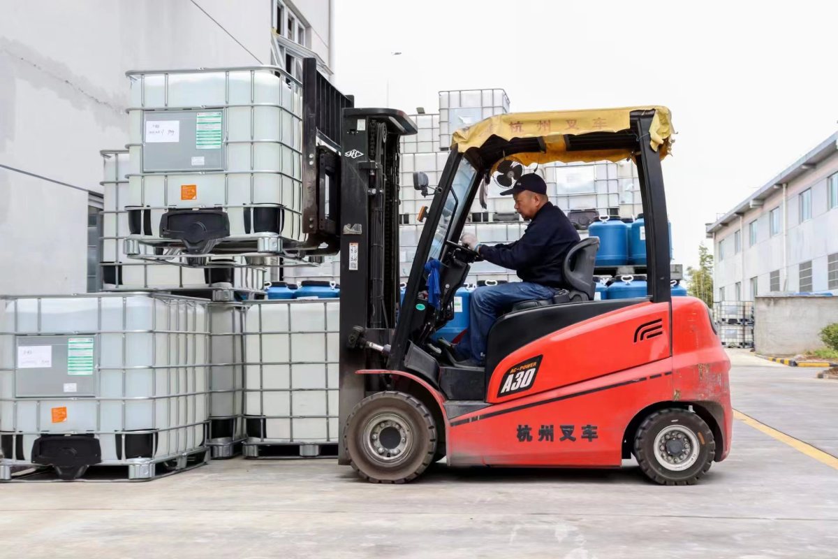 强力化工工厂1.jpg 强力化工工厂1.jpg