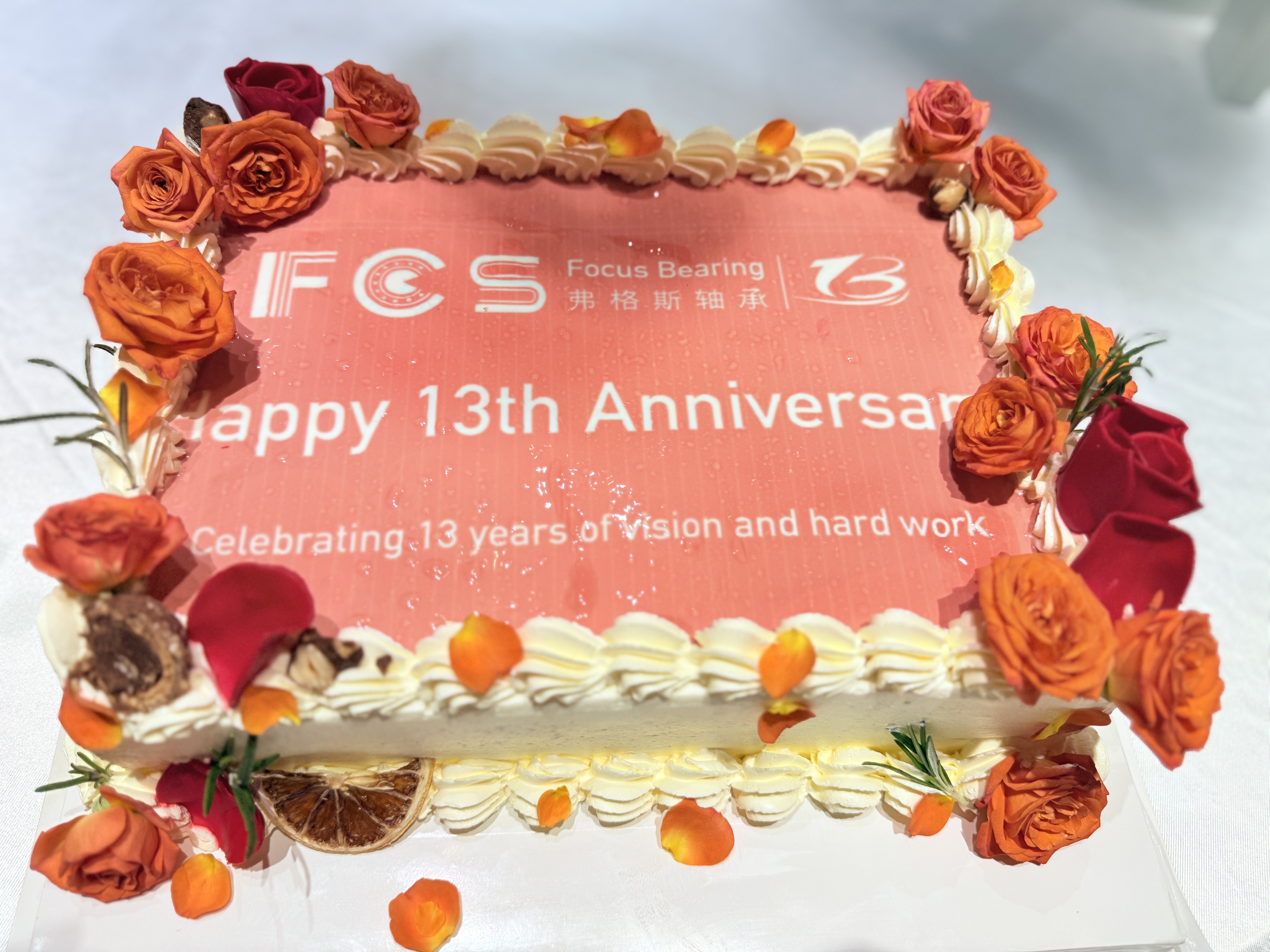 ¡Feliz 13.º Aniversario de Jinan Focus Bearing Co., Ltd.!