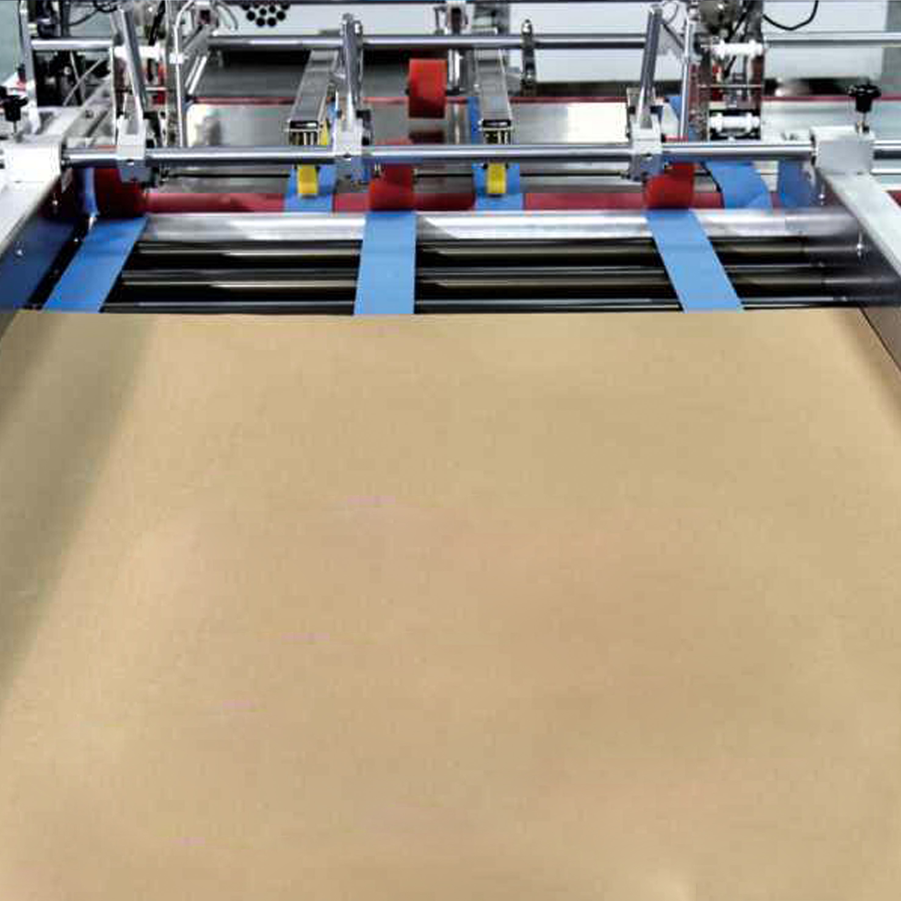 Máquina automática para pegar cinta adhesiva transparente en cajas de cartón