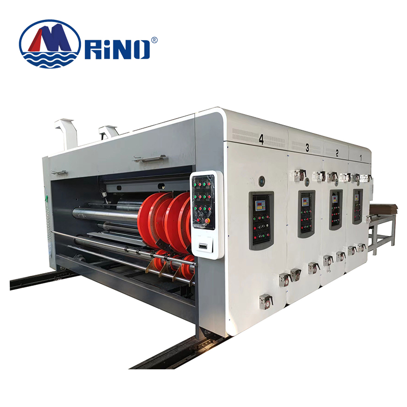 Máquina de impresión de cadenas multicolores.