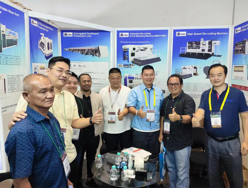 Participación en exposiciones