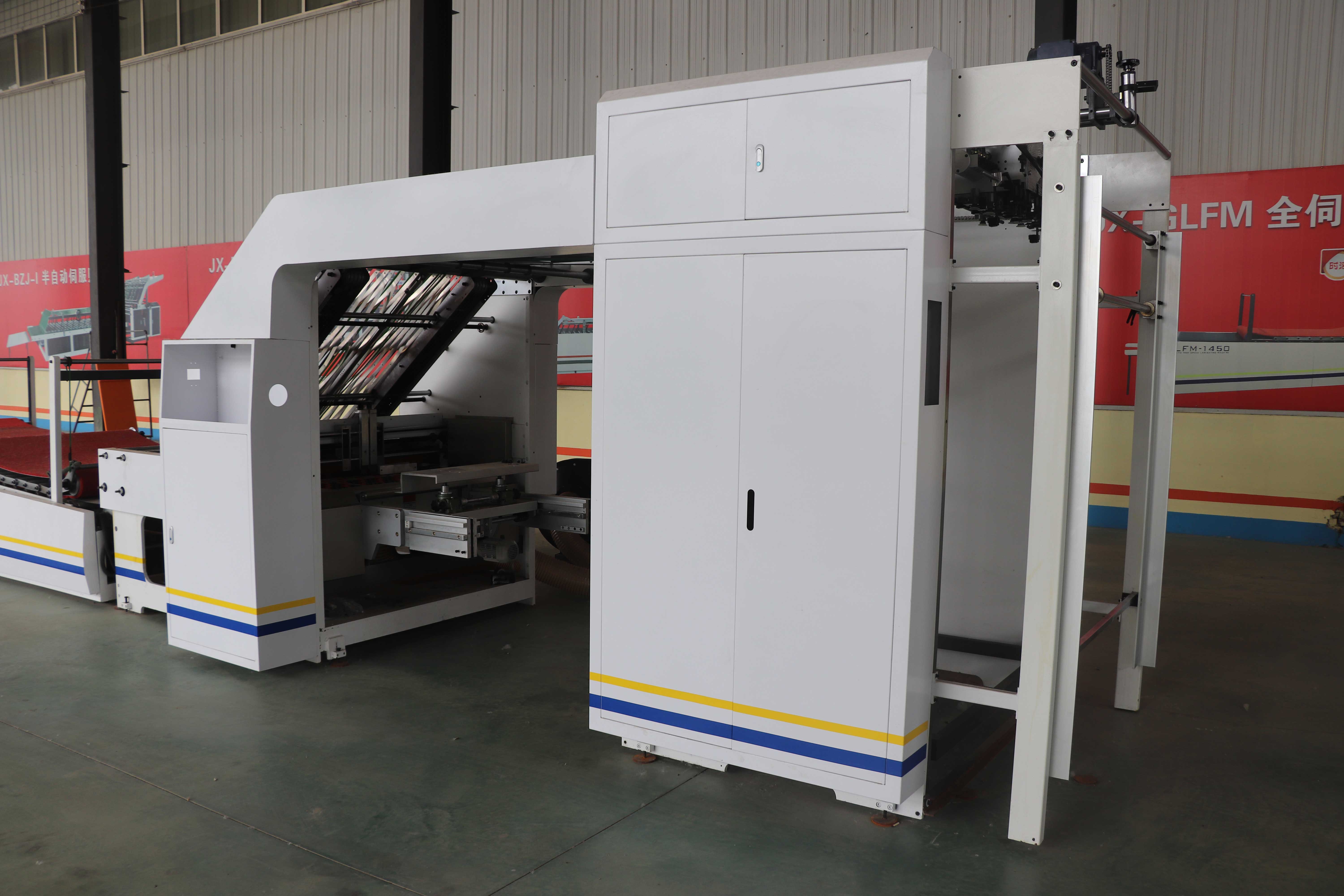 2100 Máquina laminadora automática de estrías de alta velocidad