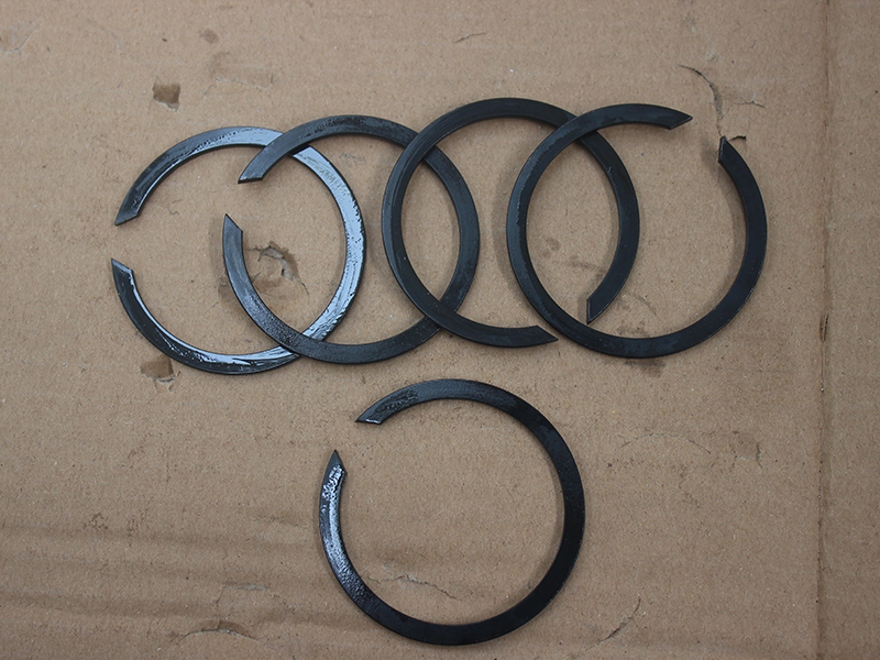 Стопорное кольцо