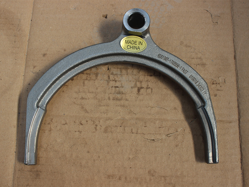 Вилка переключения первой и второй передач