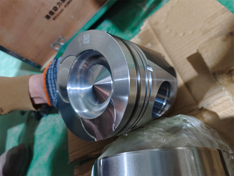 Радиатор 1300-96904