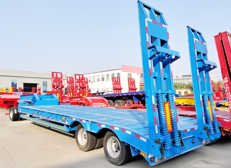 2 axle lowbed trailer (3).jpg 2 axle lowbed trailer (3).jpg