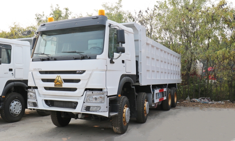 Howo 371 8x4 Dump Truck is gonna ship to Uzbekistan