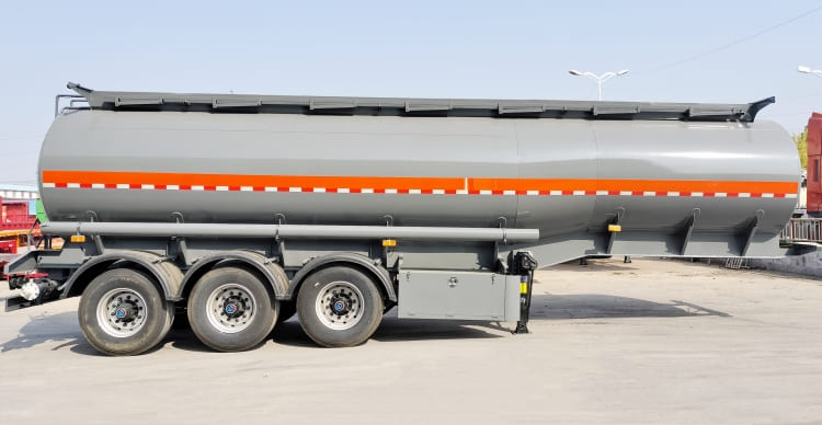 fuel tanker trailer (3).jpg fuel tanker trailer (3).jpg