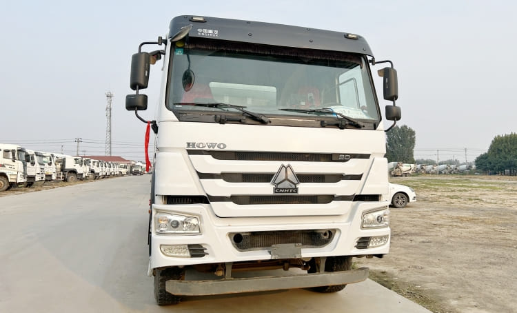 howo concrete mixer truck (6).jpg howo concrete mixer truck (6).jpg