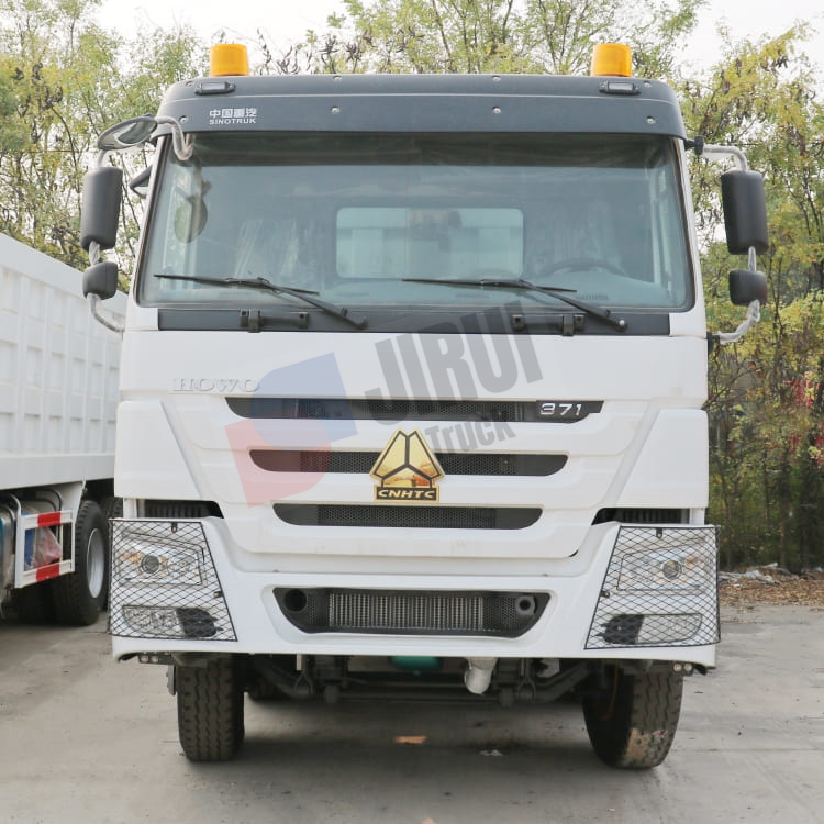 Sinotruk Howo 371 8x4 Dump Truck