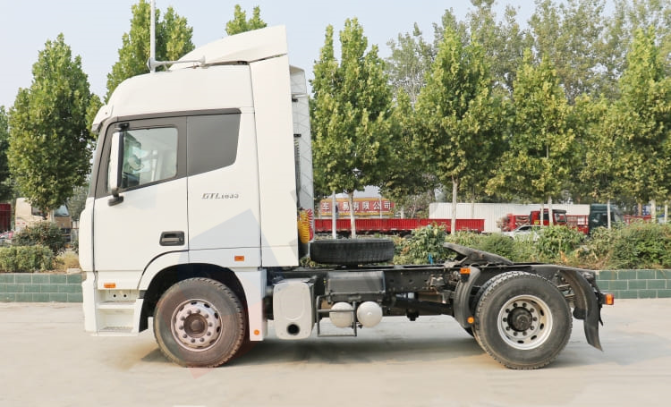 foton gtl tractor head (11).jpg foton gtl tractor head (11).jpg