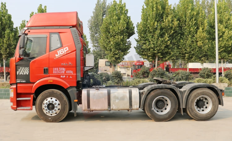 Faw j6p tractor head (4).jpg Faw j6p tractor head (4).jpg