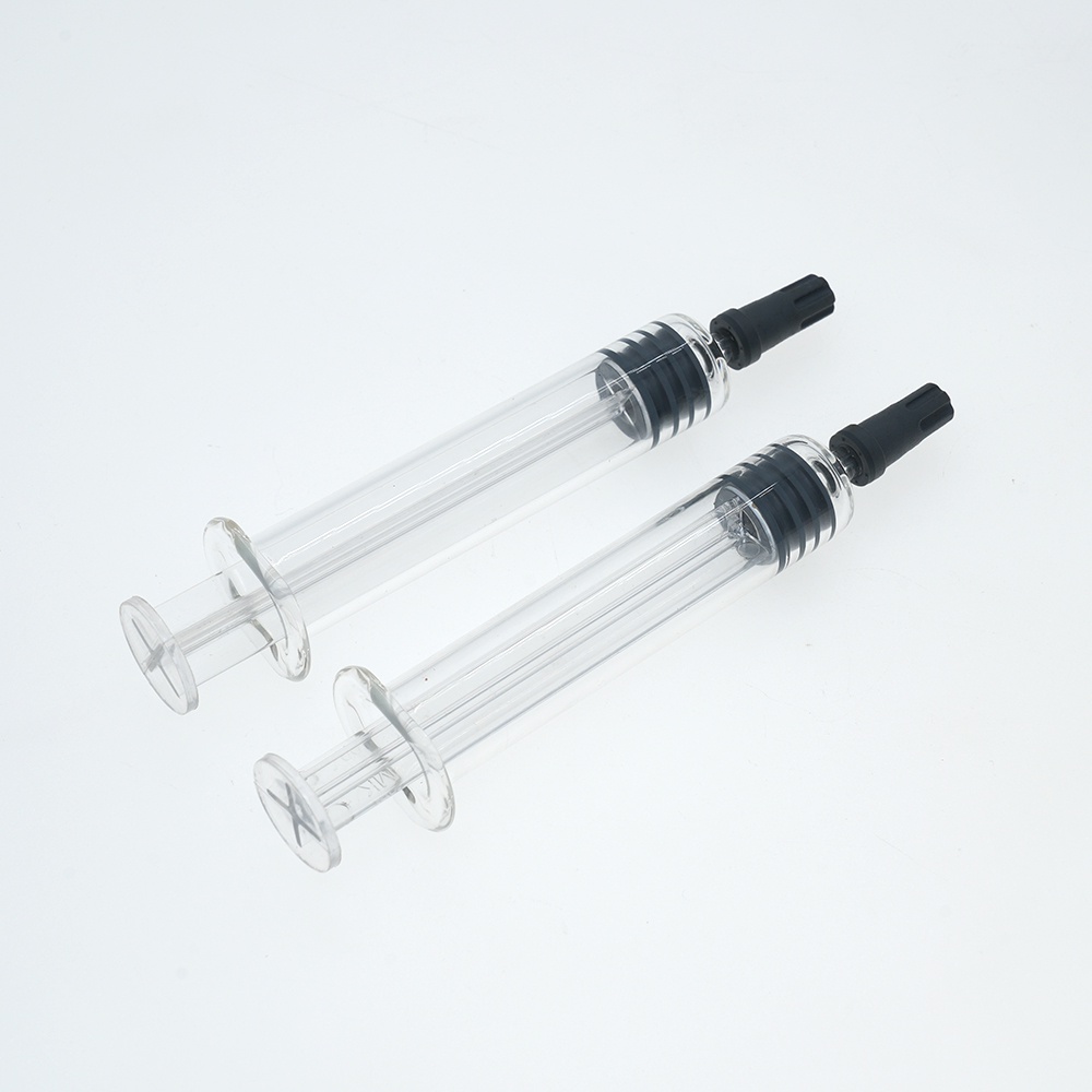 Pre filling and sealing (Luer lock/pre filling syringe)