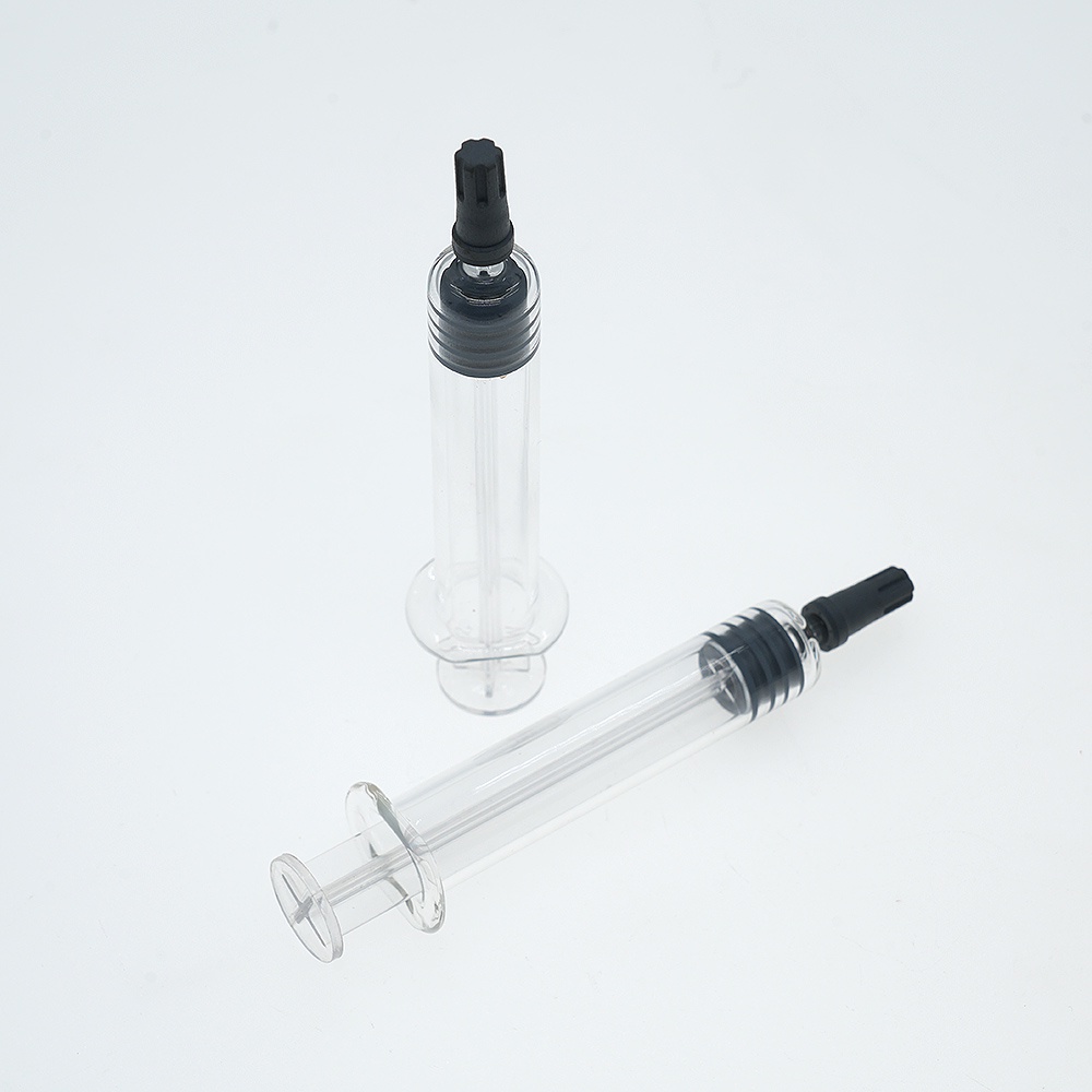 Pre filling and sealing (Luer lock/pre filling syringe)