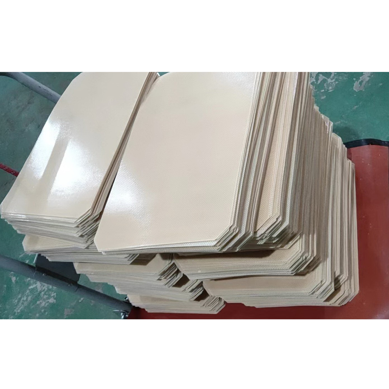 Slitted Silicone Mat without Edge Wrapping