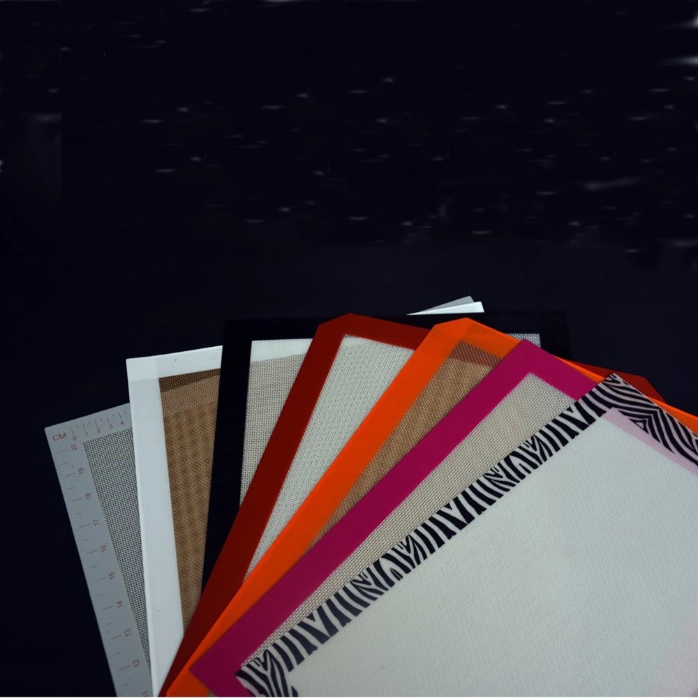 Food Safety Silicone Baking Mat with Colored Border