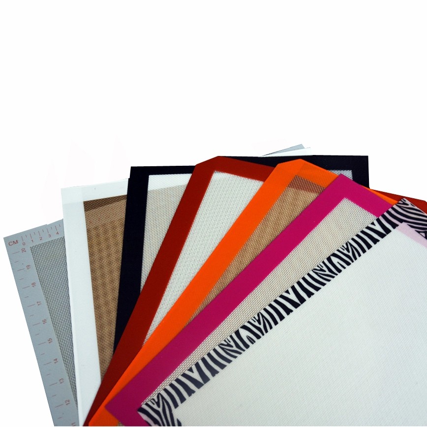 Food Safety Silicone Baking Mat with Colored Border
