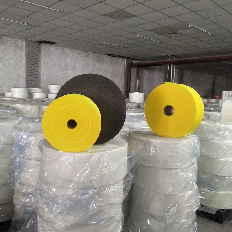 Yellow Alkali Resistant Mesh Slitted