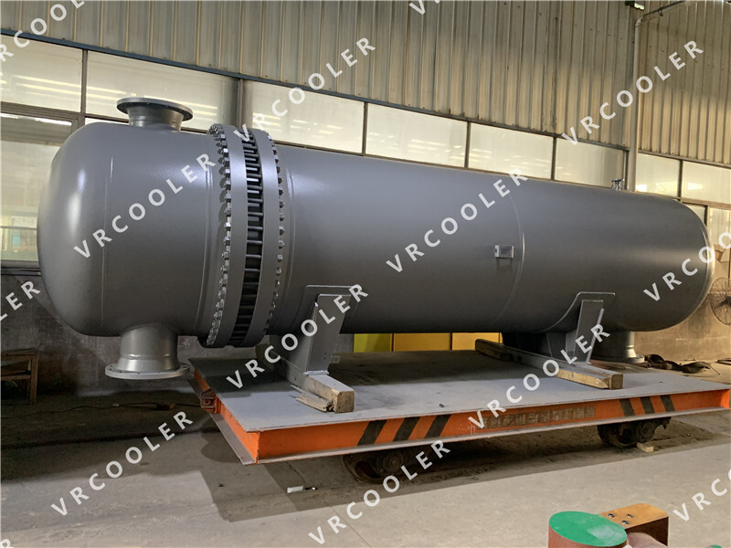 Can shell and tube heat exchangers be used to cool liquids as well as gases?