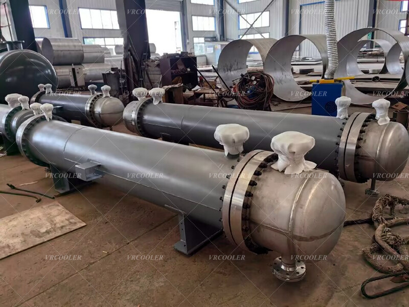 Floating Head Shell & Tube Heat Exchanger.jpg Floating Head Shell & Tube Heat Exchanger.jpg