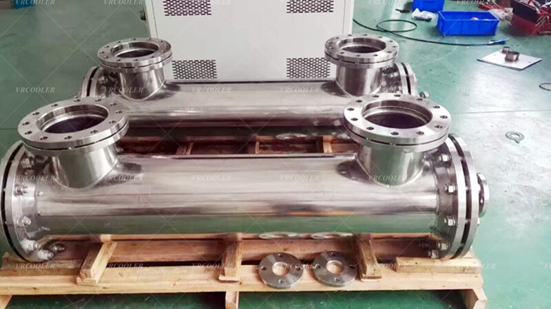 How does a shell tube evaporator work in food processing?