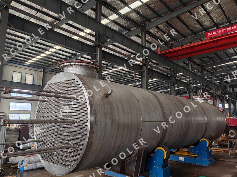 Shell and Tube Heat Exchangers Applied in Carbon Capture Systems