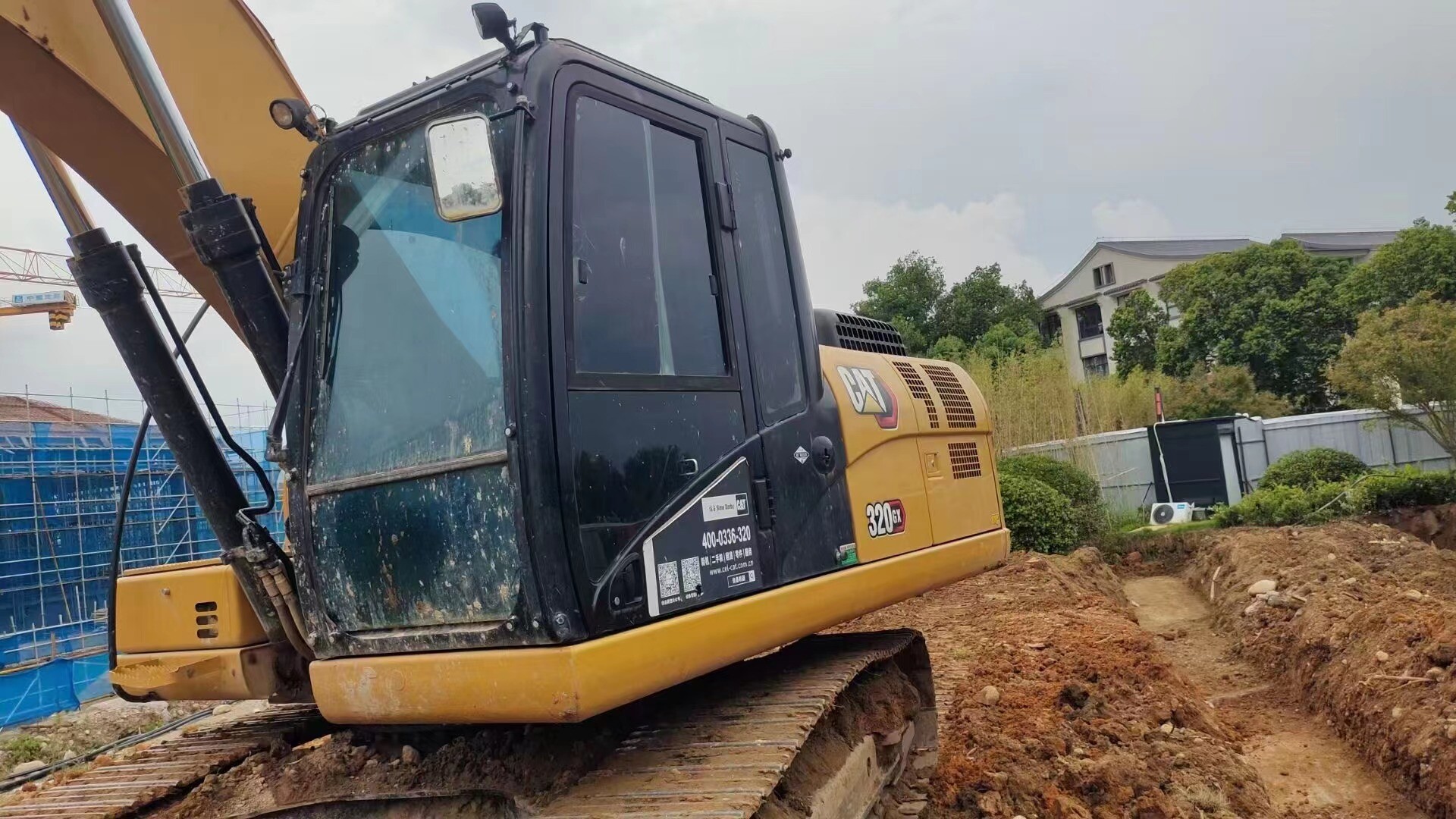 Cat excavator 320GX