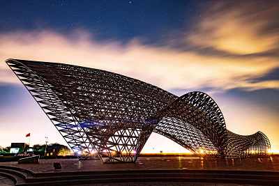 Metal cladding for buildings is now widely used not just for industrial buildings but now for state of the art designs from the world’s leading architects.