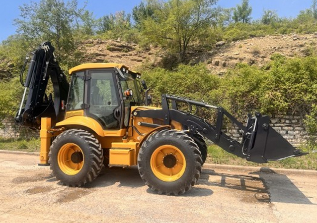 388H（四轮转向）挖掘装载机