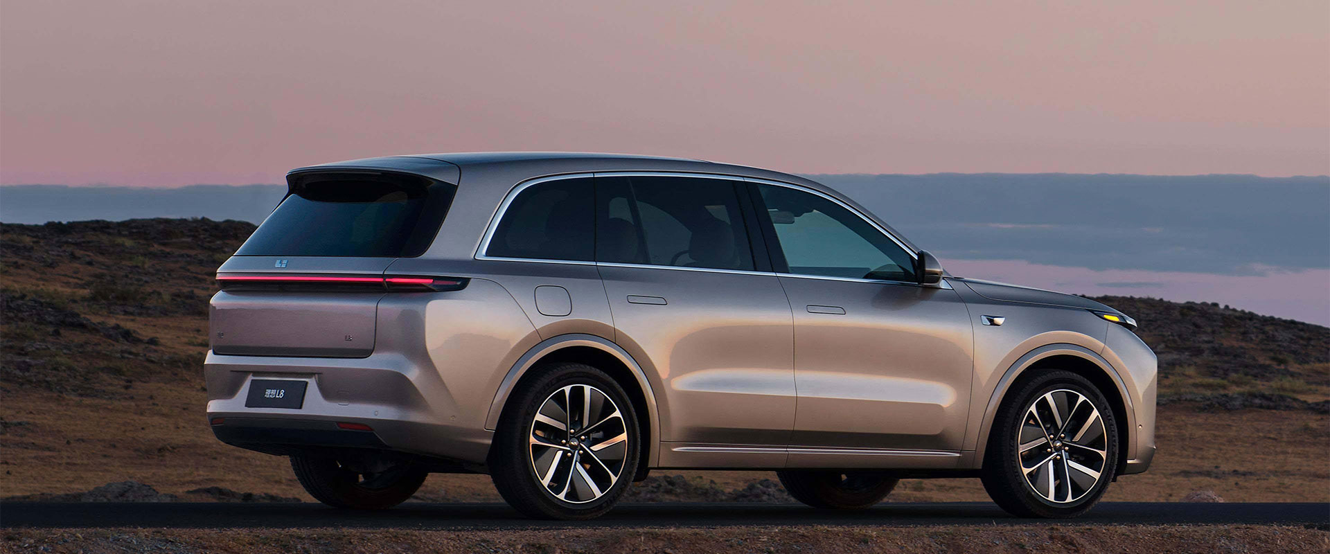 理想L7-(11).jpg 理想L7-(11).jpg