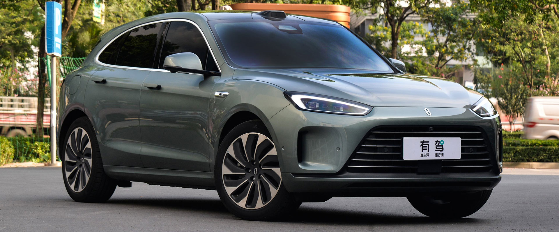 问界M5-(1).jpg 问界M5-(1).jpg