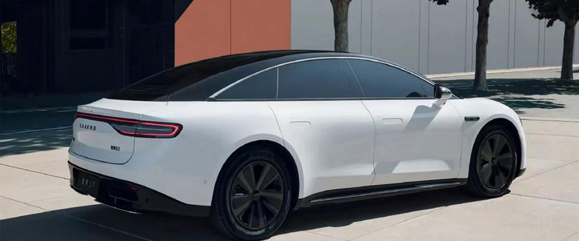 智界S7-(25).jpg 智界S7-(25).jpg