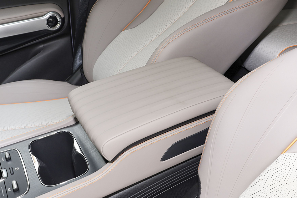  BYD юань ПЛЮС