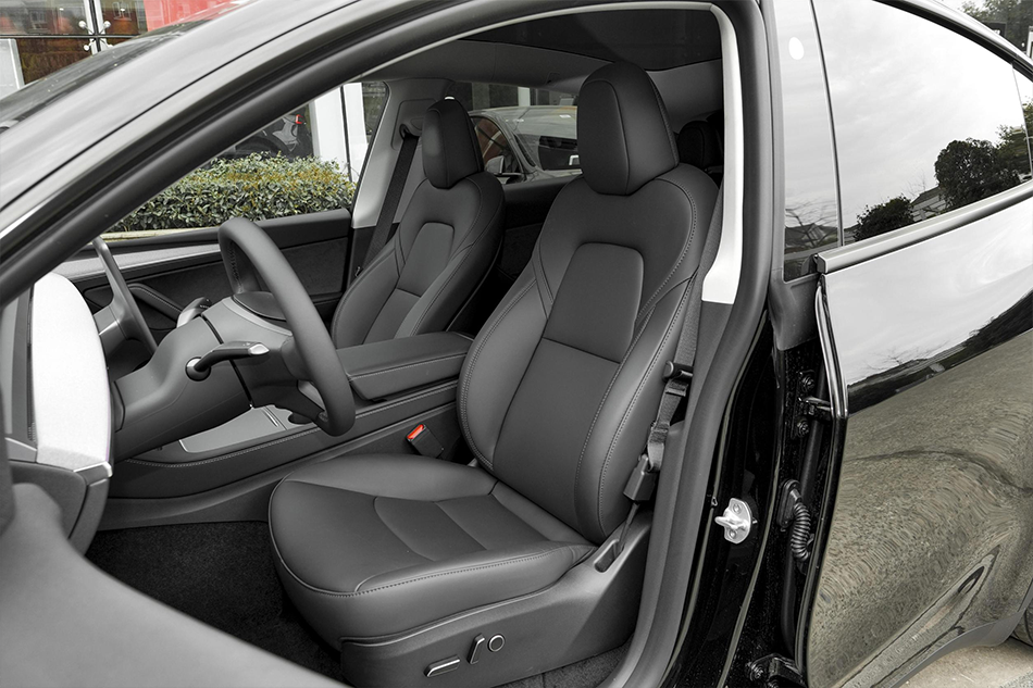 Тесла Модель Y